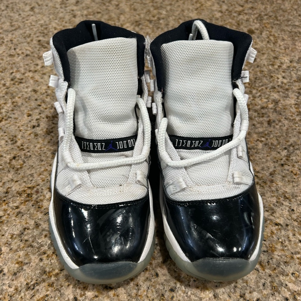 2018 Air Jordan Retro 11 concord